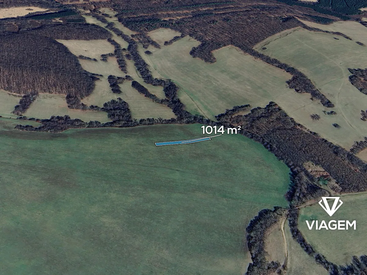 Prodej pole 1014 m²
